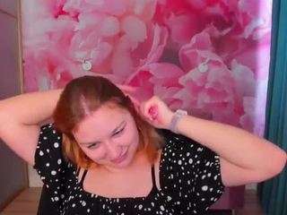 AngelinaLow