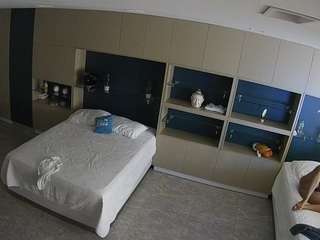 voyeurcam-casa-salsa-versus-room