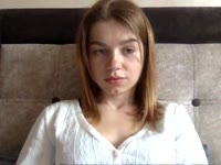 I like chatt) not nude) i like gym)