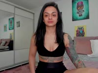 Ola! Im a nice and openminded person! Come and ask anything u like!