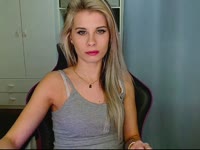 Hey there :) I’m a born optimist who loves staying active, having fun, and meeting interesting people. I’m always up for an adventure - especially the kind that makes my heart race a little. Sexuality is a big part of who I am, and I love exploring chemistry, connection, and everything in between