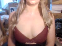 Hello there! I am Mellanie, 24 years old, from The Netherlands. I am looking forward to a nice and hot cam session where we can enjoy each other in all the ways. ;)