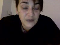 Envie d’évasion ? Laisse-moi t’emporter dans un moment de pur abandon, où chaque caresse est une promesse et chaque regard une invitation. Juste toi et moi, seuls au monde… Je serai à toi, entièrement, prête à exaucer tes désirs. Viens me retrouver en privé, je n’attends que toi.