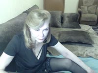 Join my room and make me squirt for u! Ur cock will like show!