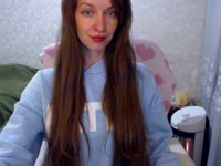 Hi people. I am a young girl who is looking for something to distract herself here. I want to forget about reality here) so I