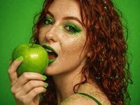 camgirl showing tits BiancaFlame