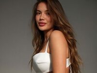 naked girl with webcam masturbating with sextoy CammieLosecco