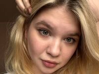 camgirl video chat room DebrahPloeger