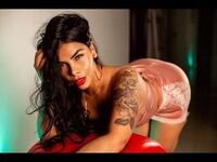 hot webcam photo GinaTason