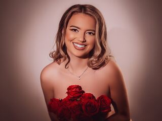 naked camgirl photo LaraGray