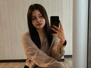 camgirl chatroom SharlaGeerdes