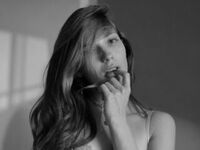 naked camgirl picture SophieLix