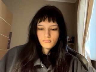 fingering girl webcam  SusieTrojak