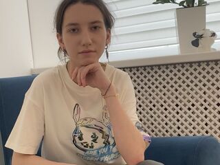 free live cam AmyCoxe