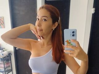 shaved pussy cam AriaRowan