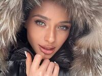 naked cam girl picture AriannaCherie