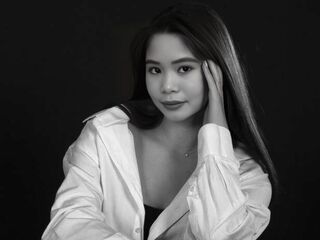 sex cam AyaNicole