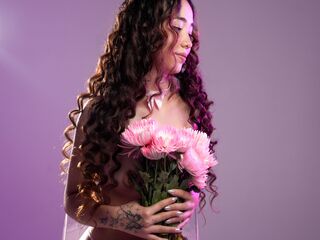 cybersex chat room BellaClaire