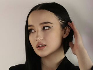 fingering cam girl picture BellaRei