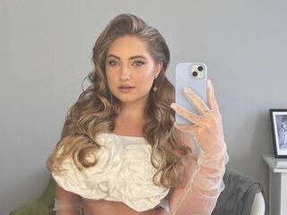 sexy webcamgirl pic BernieceWarmath