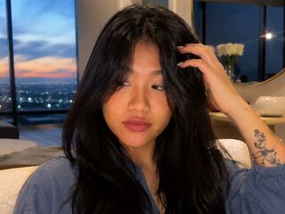 cam girl masturbating with sextoy CamilleBarker