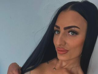 live webcam performer CassyRoss