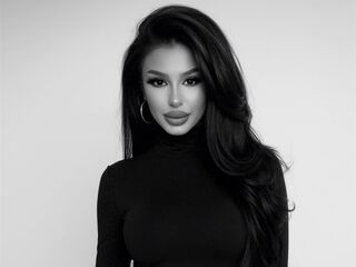 camslut topless CherrieMadisson