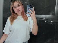 camwhore shaving pussy ChuFlorendo