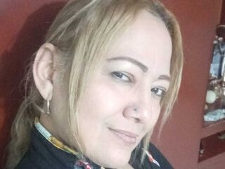 camslut topless ClausRous