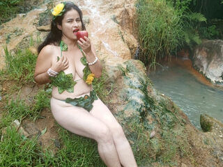 naked webcamgirl photo CrystalLara