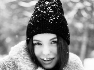 naked girl with webcam masturbating with vibrator CurtisStelmack