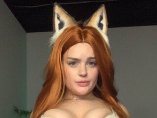 nude camgirl pic DaniellaBang