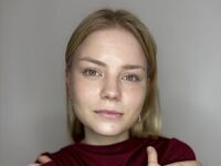 hot cam slut DelenaLabonne
