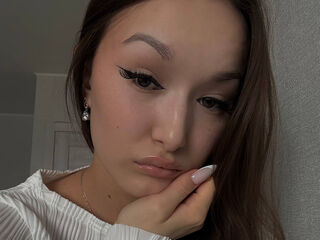 camgirl playing with sextoy EdaScantling
