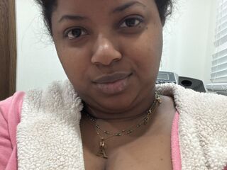 adult webcam chatroom EmilyQuezada