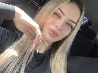 free webcam chat room EmyiliaBliss