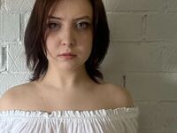 girl cam HollisBalzarine