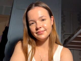 camwhore HollyCathrin