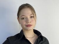 shaved pussy web cam JanuaryBuswell