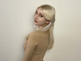 girl showing tits JoslynCobbin