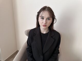 camgirl masturbating with sextoy JulietVeis