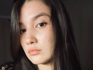 naked girl with cam KandisKuy