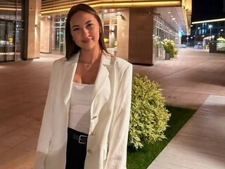 naughty webcamgirl KaranAreas