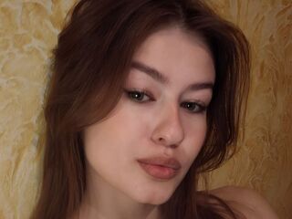 hot webcam slut KarenFalknar