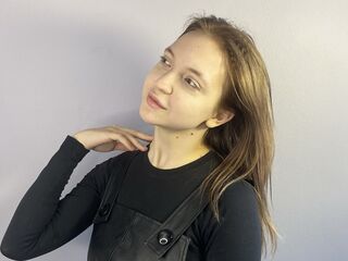 naked webcamgirl KatrinaWagner