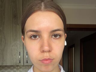 naked webcam girl picture KeiraWilby