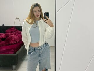 hot webcamslut KellyLynn