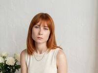 topless cam girl KiraSunley