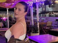 naked girl with cam masturbating KyleeBig