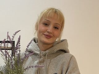 adult video chat room KyungMikes